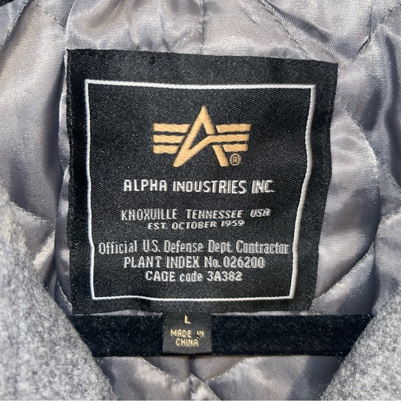 Alpha Industries Navy Wool Peacoat in Gray Size Large Anchor Buttons NWOT - Picture 2 of 8